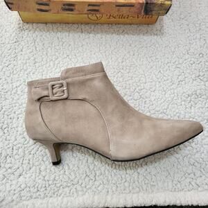 NIB Bella Vita  Bindi Shoot Almond Kid Suede Leather Womens size12WW